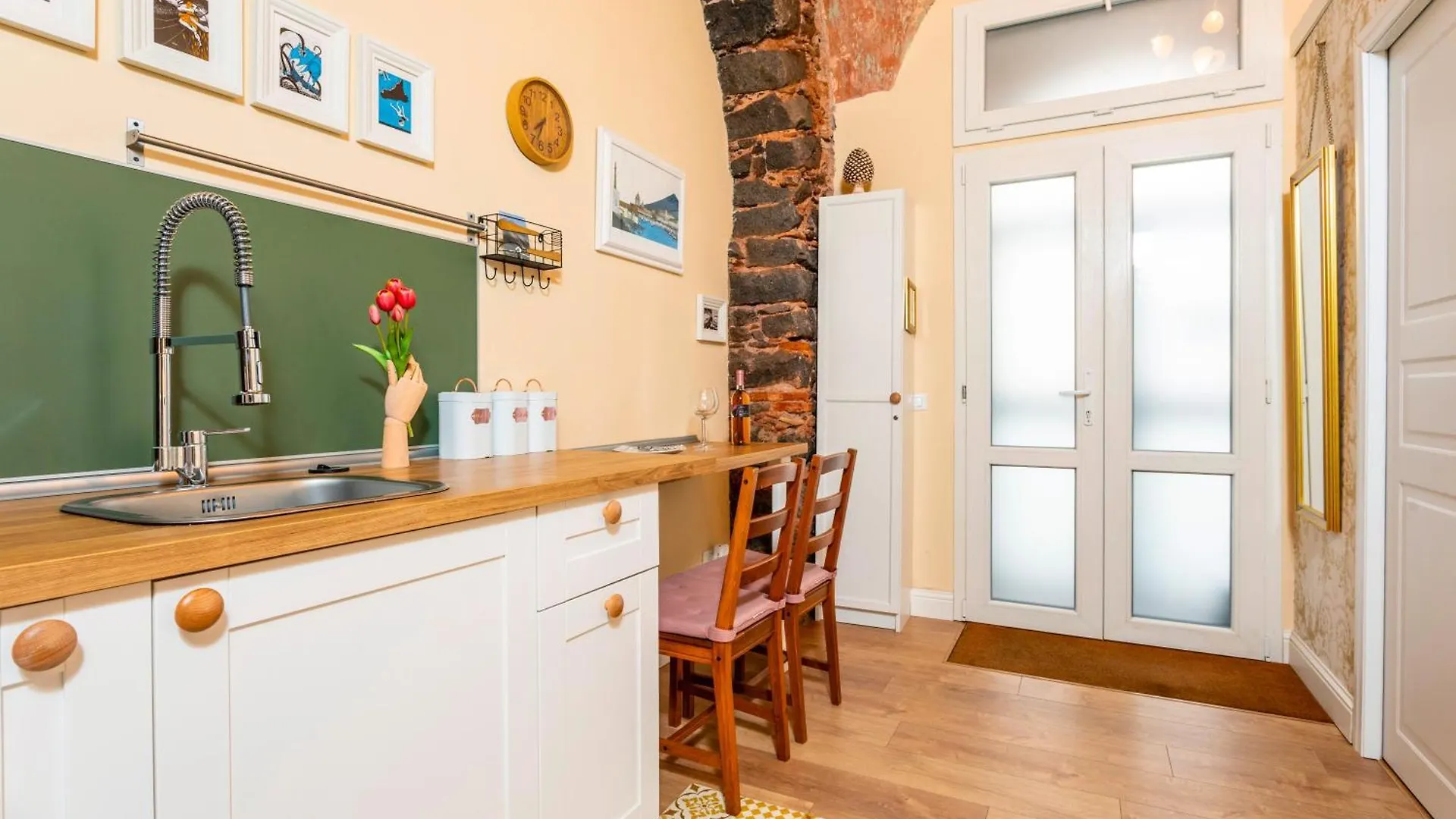 Apartment Casa Nire - City Center Catania Italy